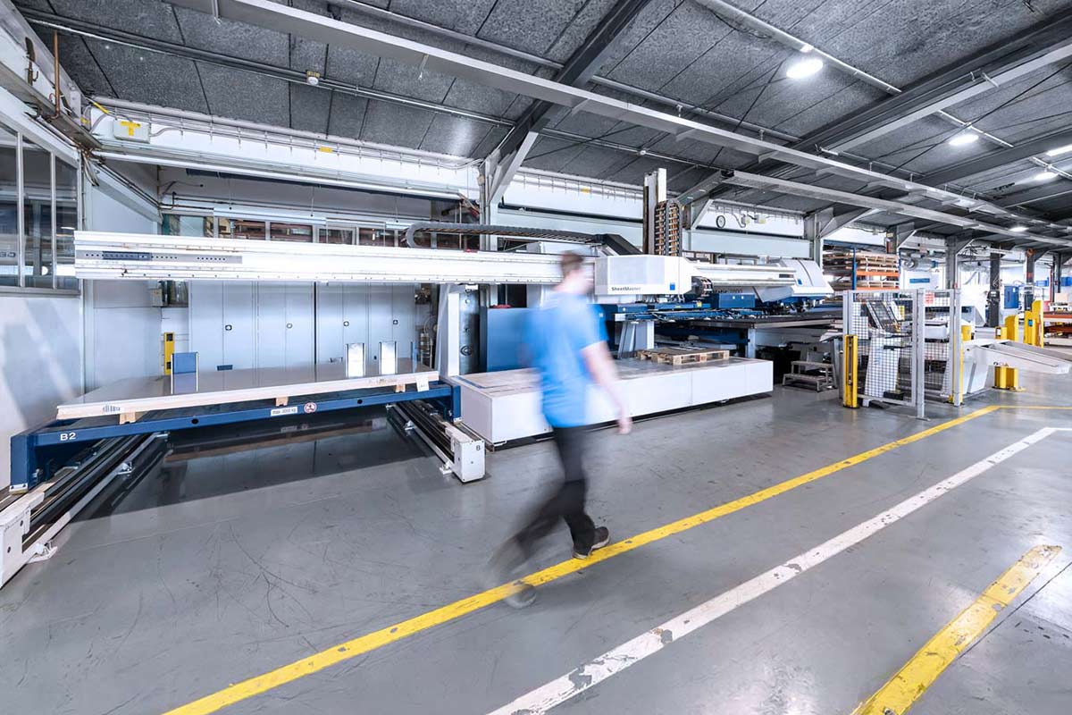 Bild zum Text: Laserschneiden: Präzision, Effizienz und flexible Fertigung